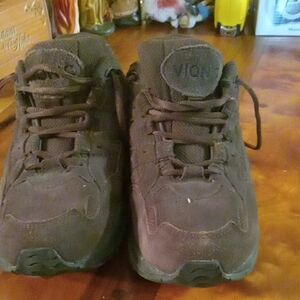 Vionic Brown Sneakers